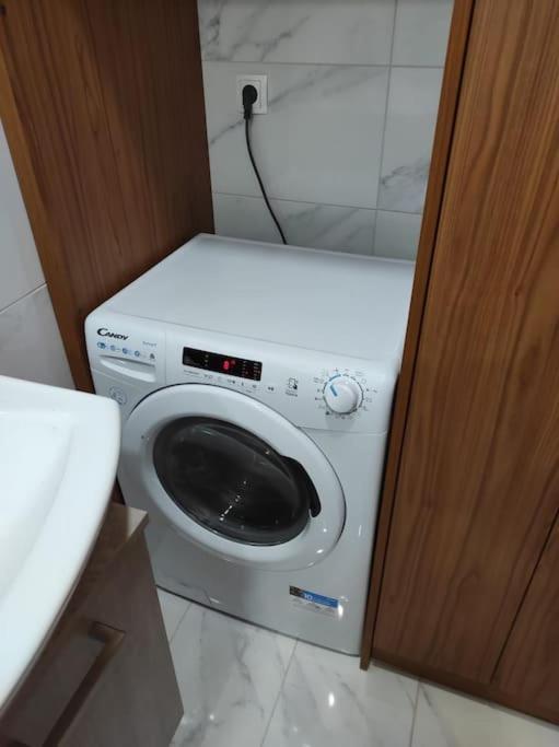Studio Apartment With All Amenities In Kolonaki Athen Exterior foto