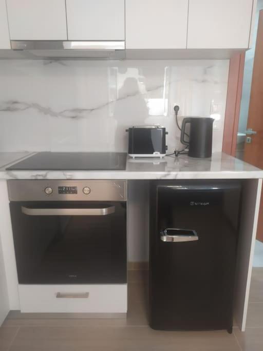 Studio Apartment With All Amenities In Kolonaki Athen Exterior foto